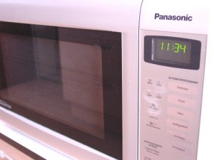 Die Mikrowelle Panasonic NN-GT 460 M im Küchenalltag