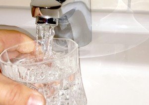 Wasser aus der Leitung hat nicht mehr den energetischen Gehalt wie natürliches Wasser aus der Quelle